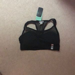 sports bra